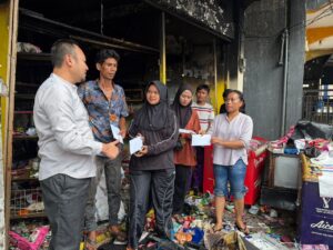 USAI HADIRI MUSWIL, RAHMAT SALEH LANGSUNG TINJAU KORBAN KEBAKARAN DI PAUH